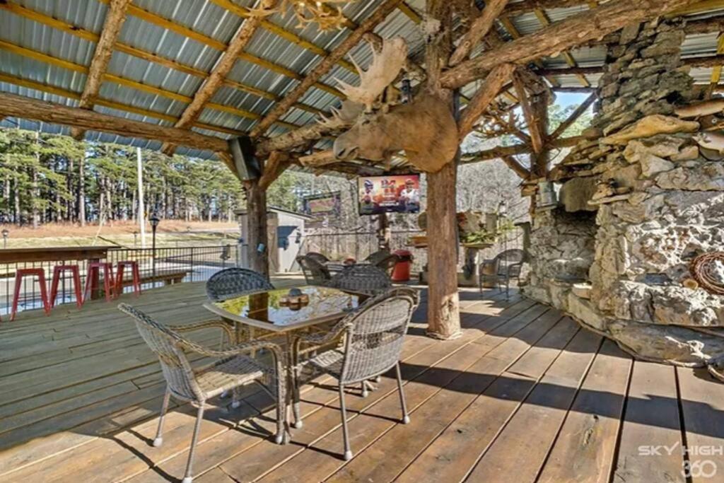 Stonegate Lodge Bear'S Den Kitchen, Pool, Firepit, Wifi ,Smart Tvs Eureka Springs Exterior photo