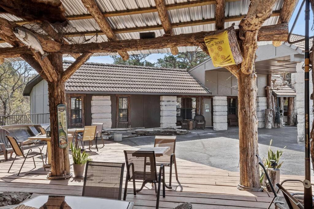 Stonegate Lodge Bear'S Den Kitchen, Pool, Firepit, Wifi ,Smart Tvs Eureka Springs Exterior photo